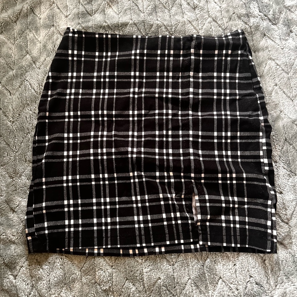 Rue21 Black and White Plaid Pencil Skirt